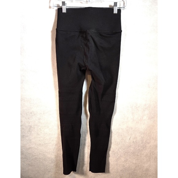 Fabletics Lot of 4 pair Leggings 3 Size Small 1 Size Medium - Picture 12 of 16